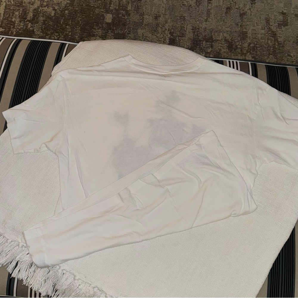 American Eagle Graphic T-Shirt - Picture 3 of 4